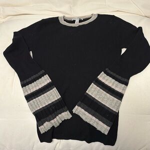 Autumn Cashmere black bell sleeve sweater size medium